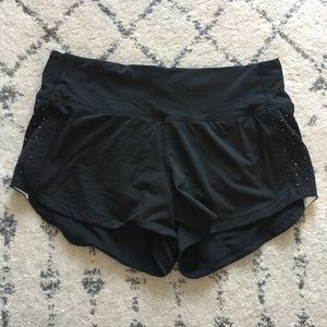 NWOT Lululemon Shorts Size 6